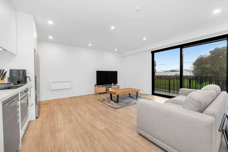 102, 7C Hinaki Street Pt England_9