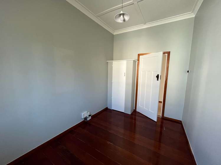 84 Quadrant Road Onehunga_11