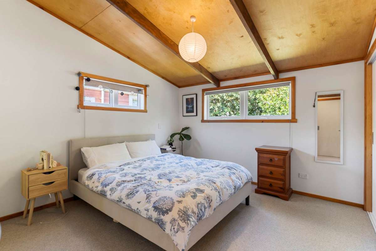 222A Princes Street East_1