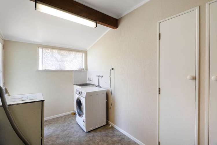 60 Western Road Bellevue_28