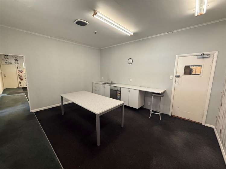 4-10 Mohuia Crescent Elsdon_2