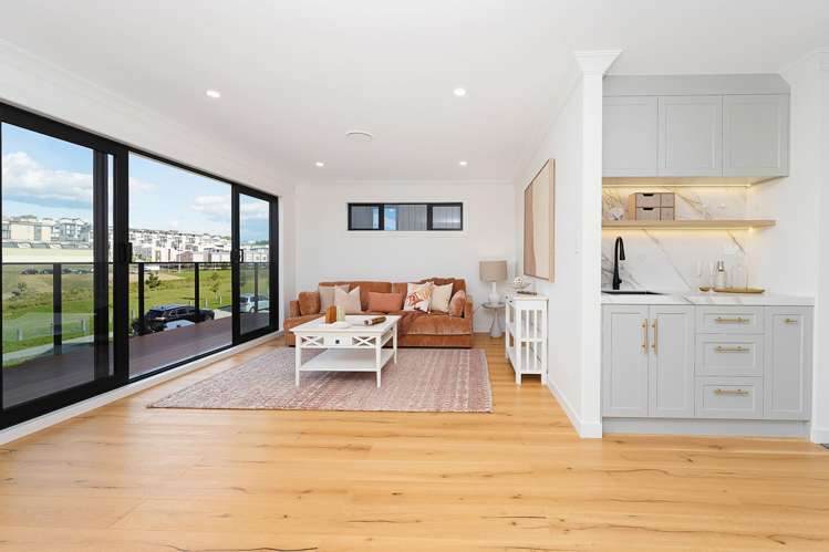 12 Streamview Way Long Bay_10