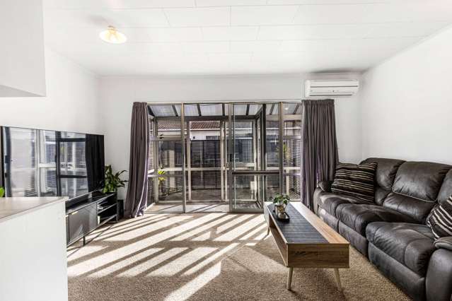 2/35 Green Street Tahunanui_4