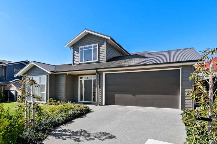 27 Couldrey Crescent Red Beach_5