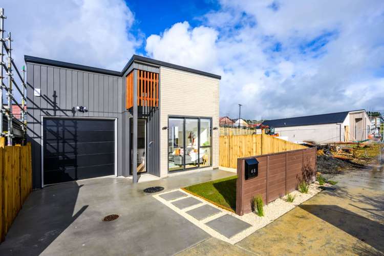 65 Puwha Street Massey_15