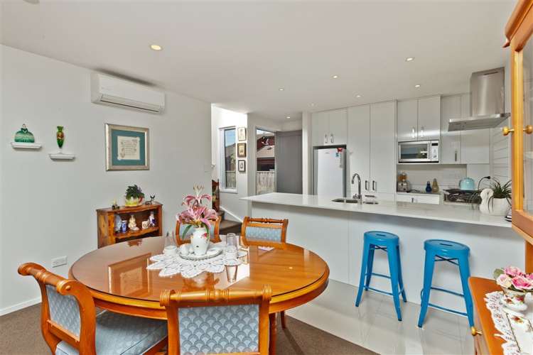 28b Inverness Road Browns Bay_23