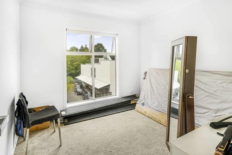 1/9 Vialou Street Hamilton Central_12
