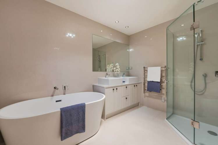 17 Peihinga Road Flat Bush_22