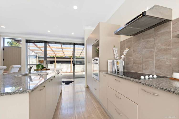 23 Manchester Drive Flat Bush_5