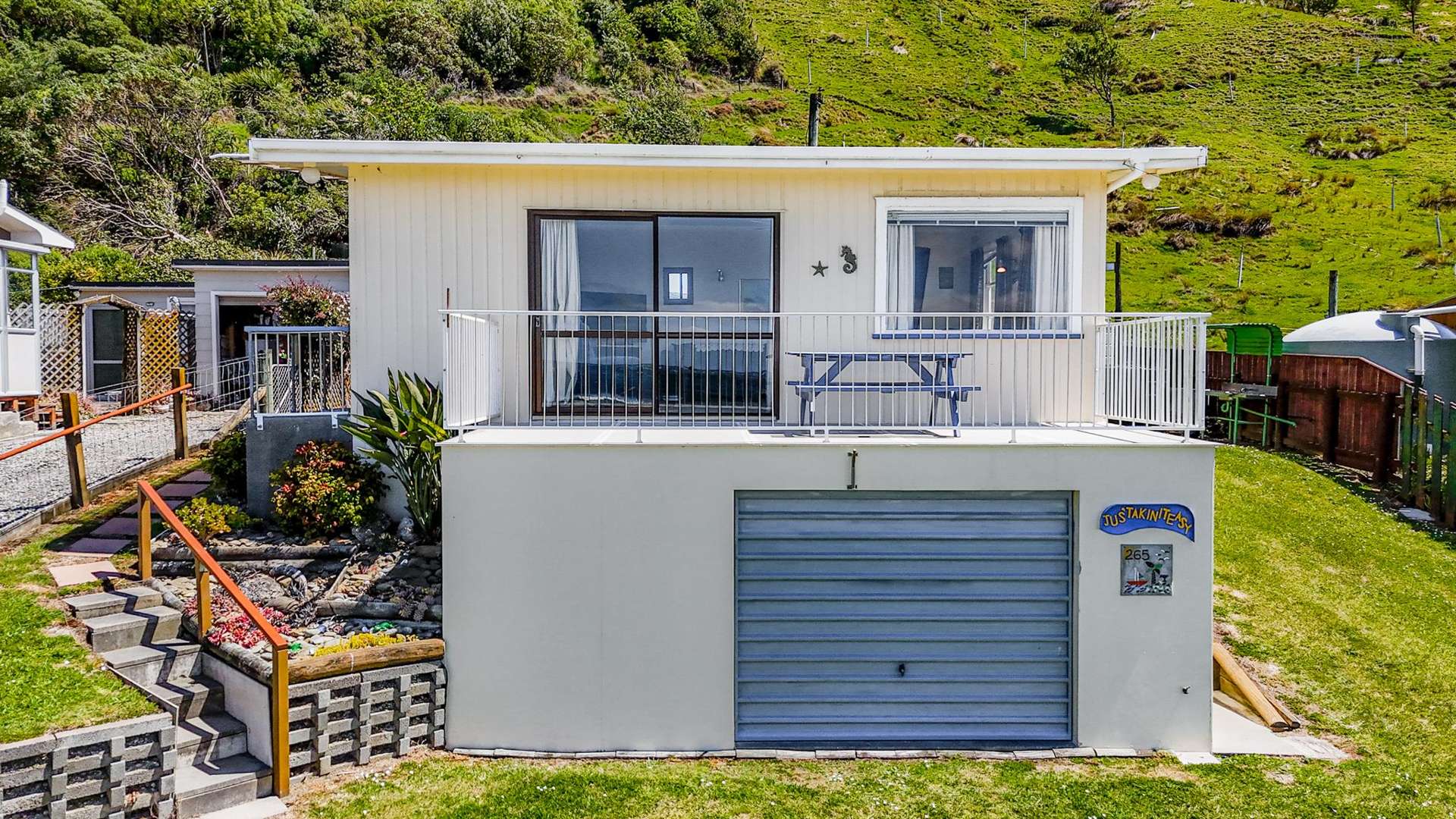 265 Mataikona Road Mataikona_0