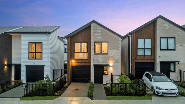 Picture Perfect Living in McLennan Park
