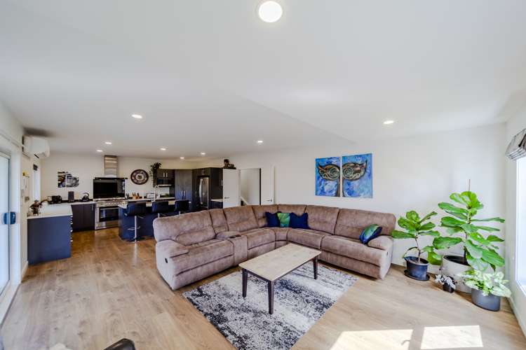 168 Charles Street Westshore_6