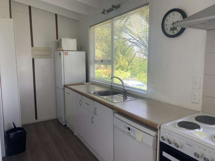 B/140 Attwood Road Paremoremo_7