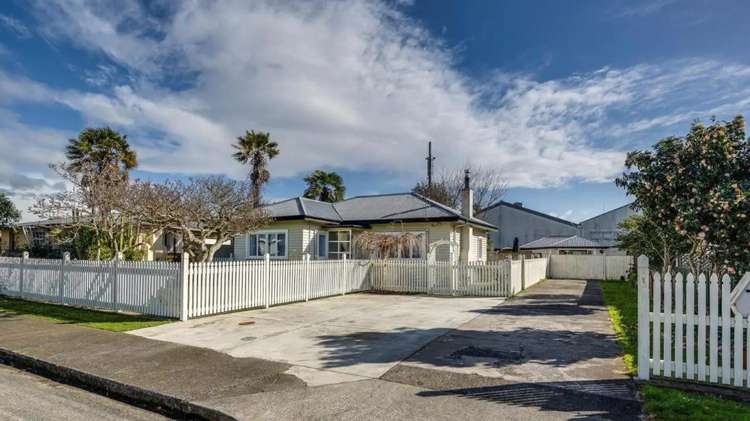 1010 Glenhope Street_0