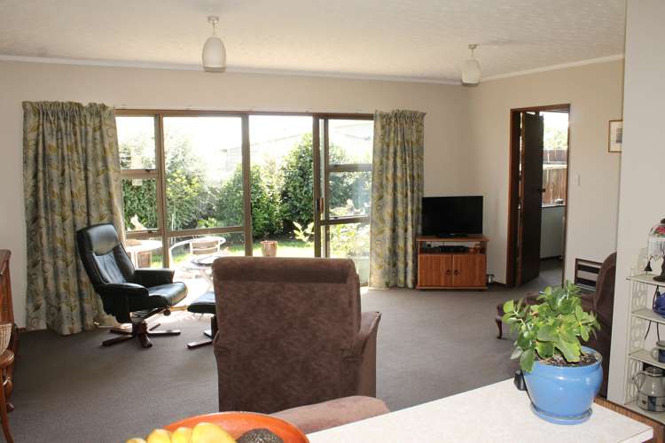 2/107 Queen Street Westport_4