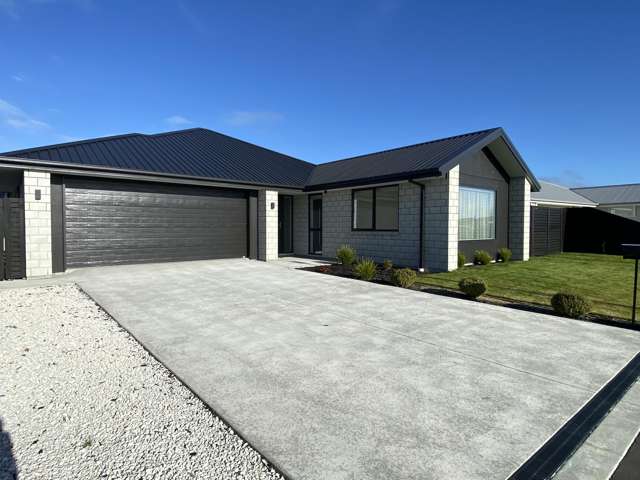 45 Candlesticks Cresent Lincoln_1