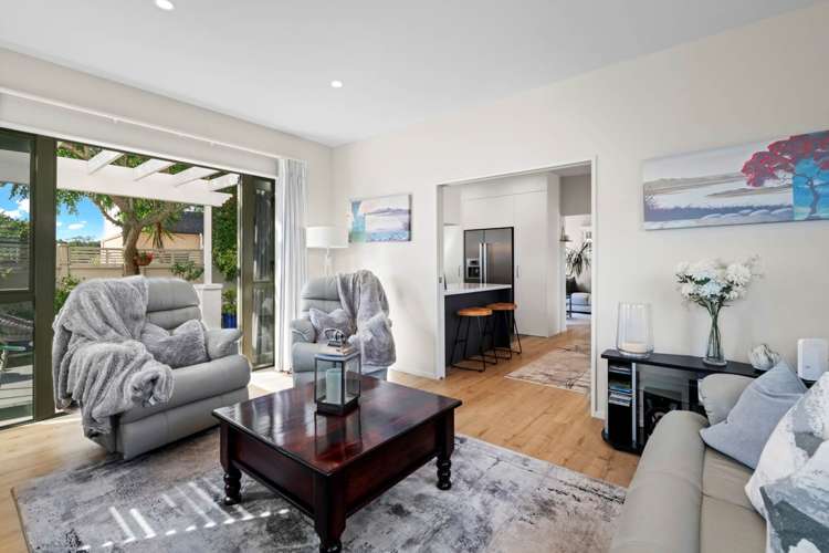 8 Hatfield Place Albany Heights_4