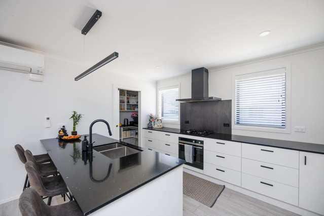 6 Ivy Lane Kelvin Grove_2