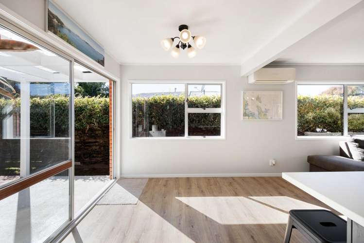 5 Lorraine Place Glenview_8