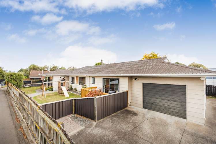 15 Mountfort Grove Feilding_1