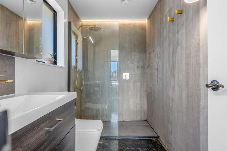 1266 West Coast Road West Melton_11