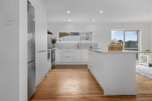 169 Manly Street Paraparaumu Beach_4