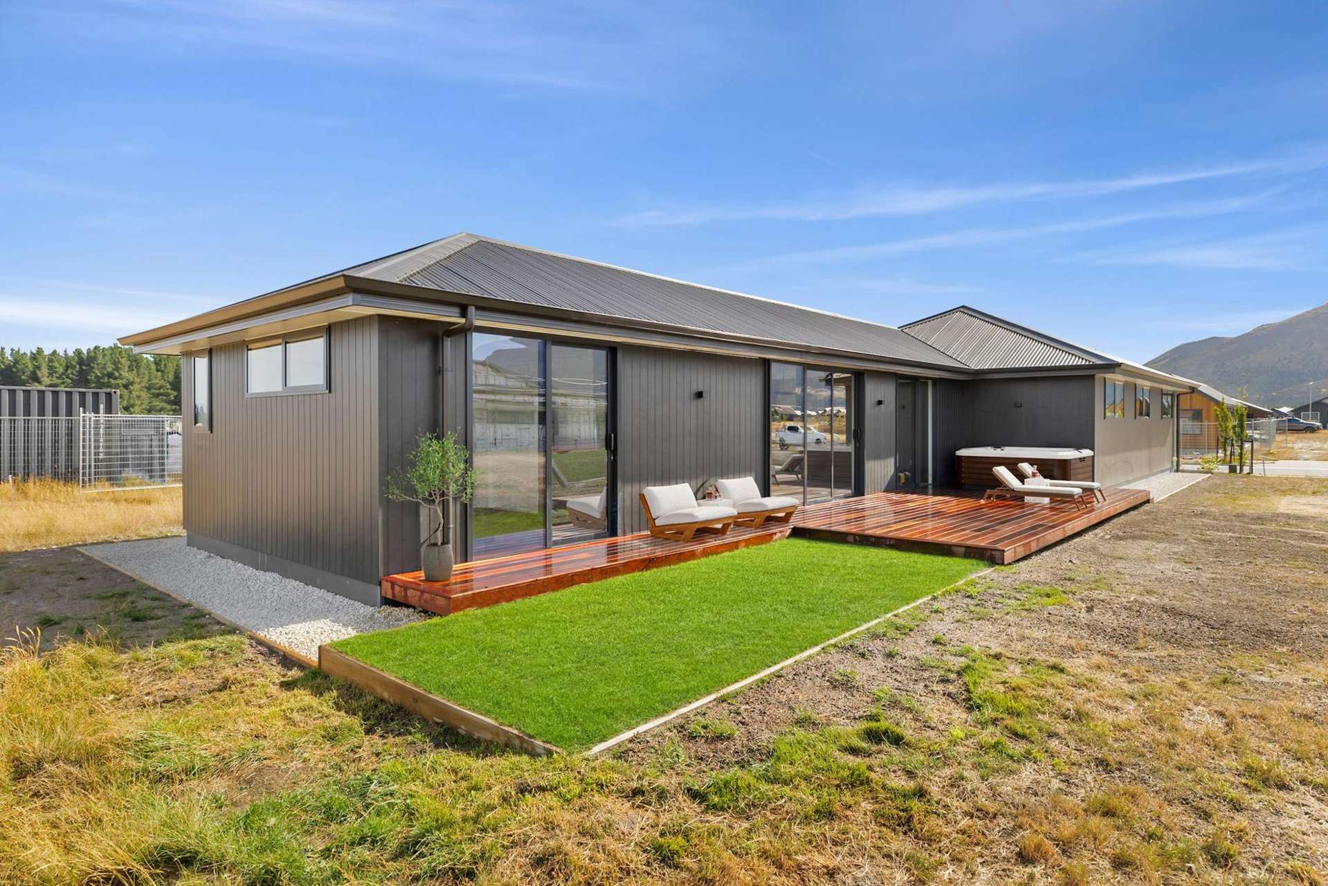 37 Gillespie Street Lake Hawea_0