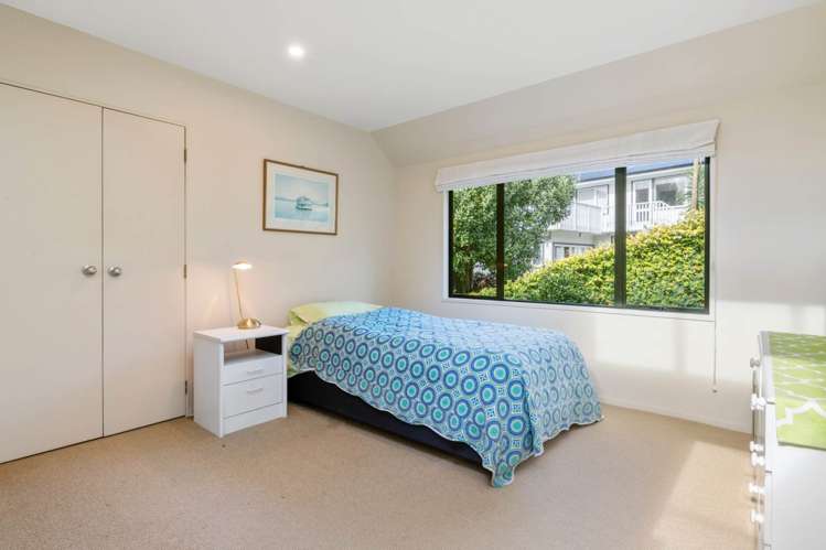 1/24 Heathcote Road Castor Bay_9