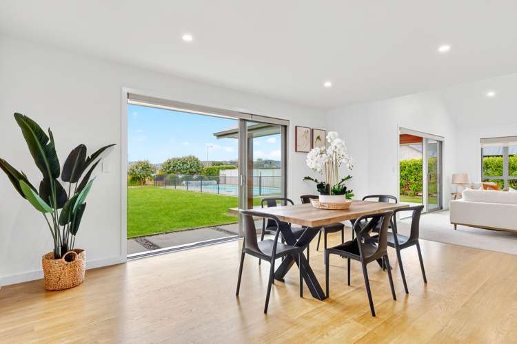 62 Alan Livingston Drive Cambridge_11