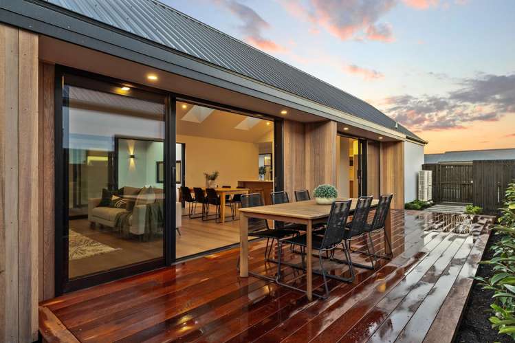 47 Bridgehampton Drive_5
