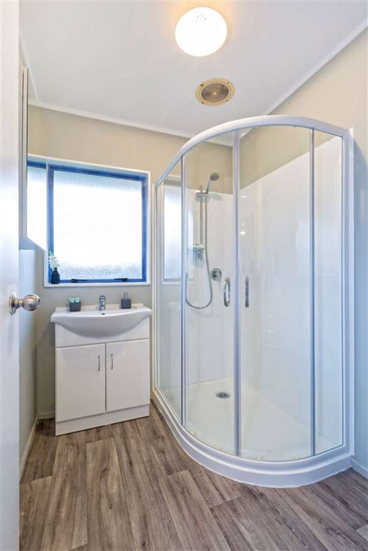 2/11 Settlement Road Papakura_7