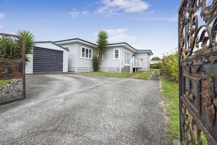 5 Sefton Crescent Chartwell_16