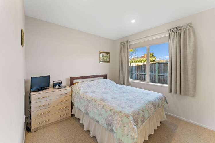 14A Ernest Place Brightwater_11