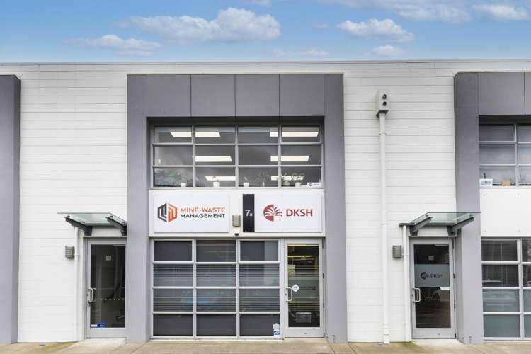 7, 41 Sir William Pickering Drive Burnside_2