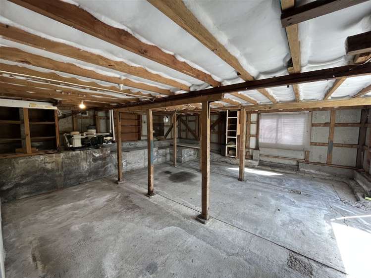 16 Bayside Avenue Te Atatu Peninsula_21