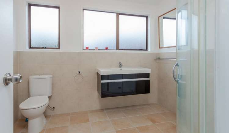 152 Solar Road Glen Eden_10