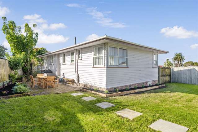 7 Beach Road Te Atatu Peninsula_4