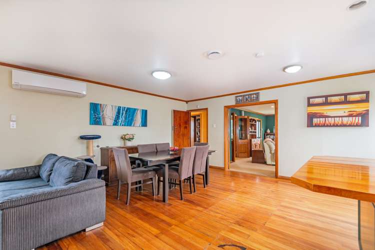 1911 Makino Road Halcombe_25