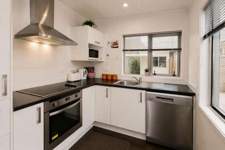 14B Charlemont Street 3295_5