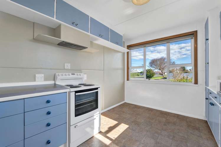 8 Douglas Street Hawera_3