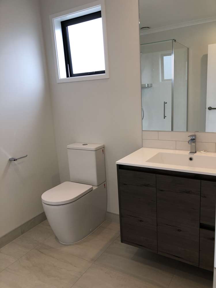 24 Manarini Road Westgate_13