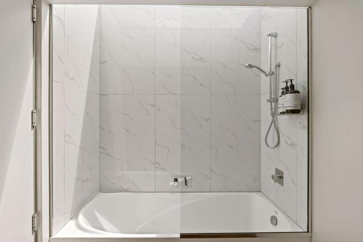 3 Millbank Lane Merivale_17