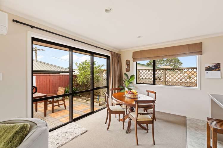 9c Wilton Street Westown_9