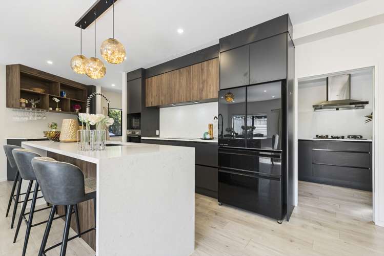 5a Hemsway Place Sunnyhills_9