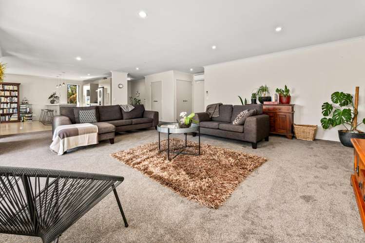 1 Simpson Crescent Raumati Beach_9