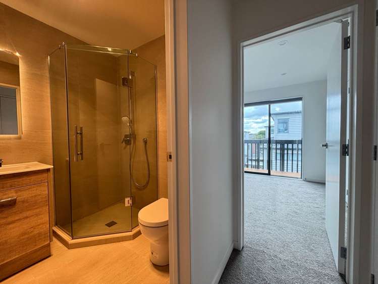 7/57 Kervil Avenue Te Atatu Peninsula_16