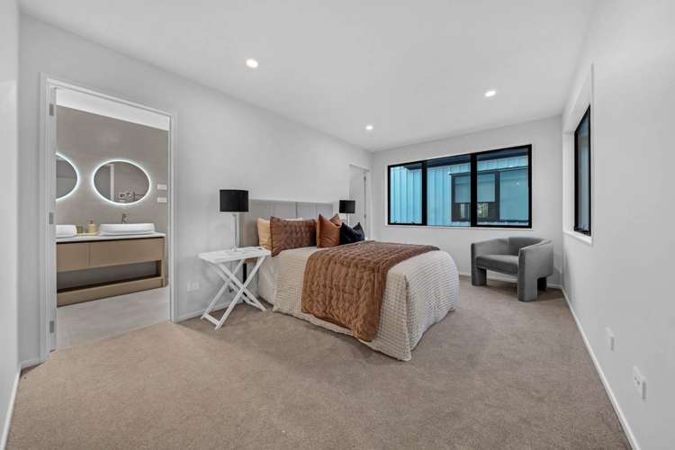 4 Murray Grey Lane Karaka_11