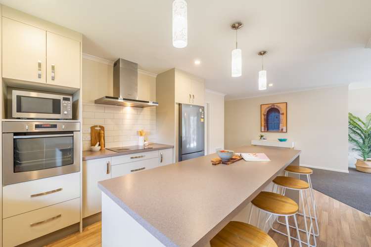 1 Smallfield Lane Trentham_10