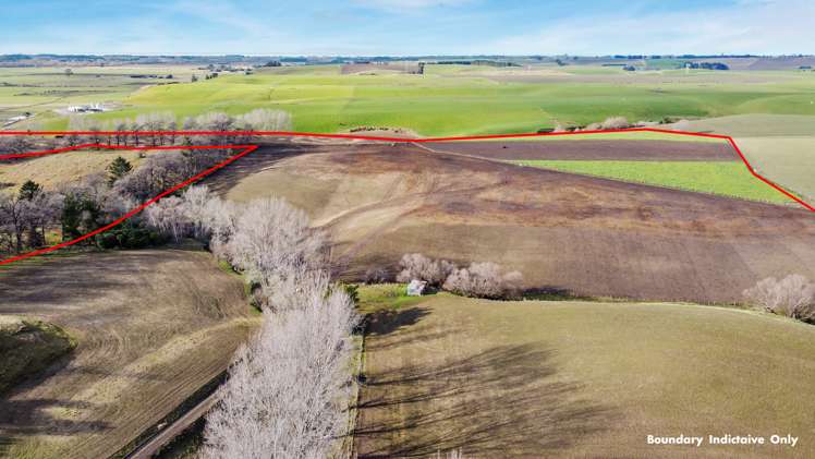 141 Gordons Valley Road Maungati_21