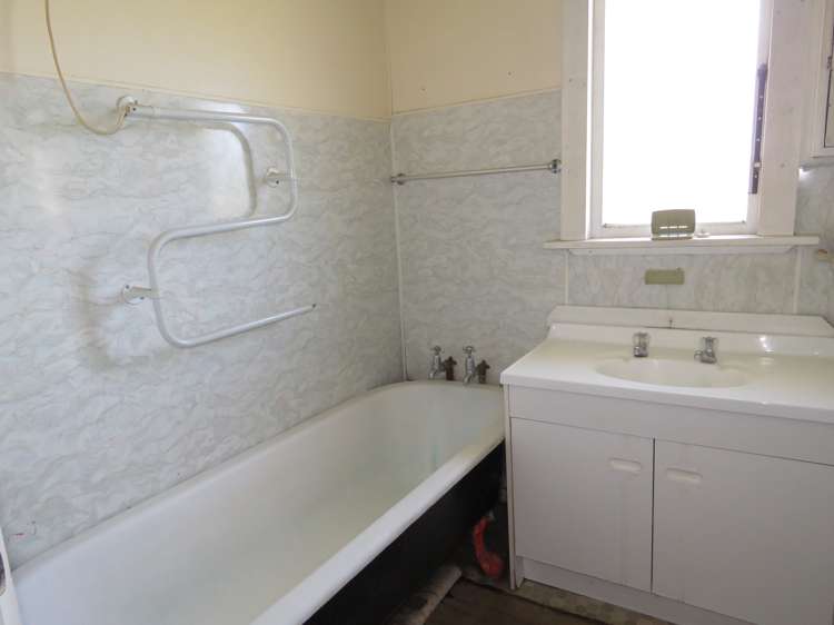 21 Dick Street Reefton_8